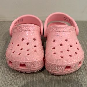 Toddler crocs size 6